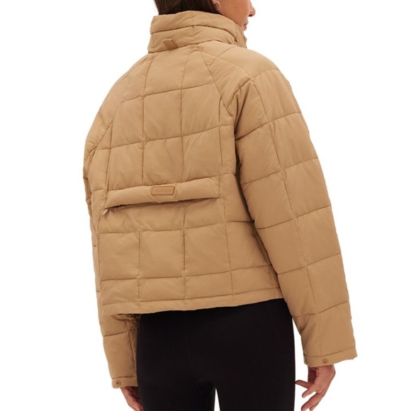 NWT HALFDAYS NELLIE packable quilted puffer in tan sizes XS,S,M,L, XL - Picture 8 of 15